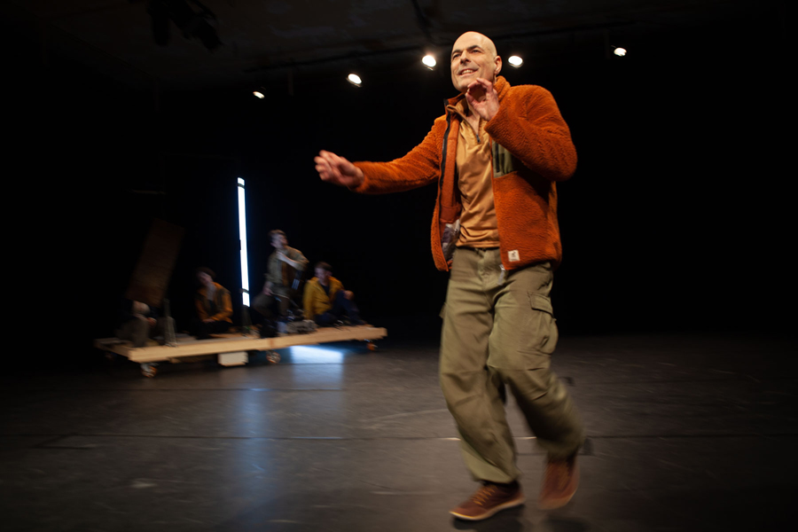 Zur Produktion TUNGUSKA von Theater AGGREGATE